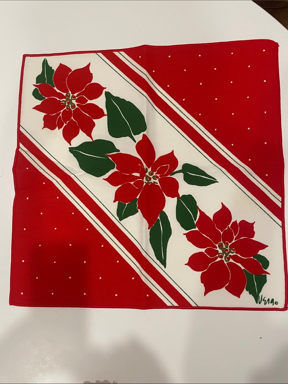 Vera Neumann Poinsettia Holiday Napkin - Red, Green, White